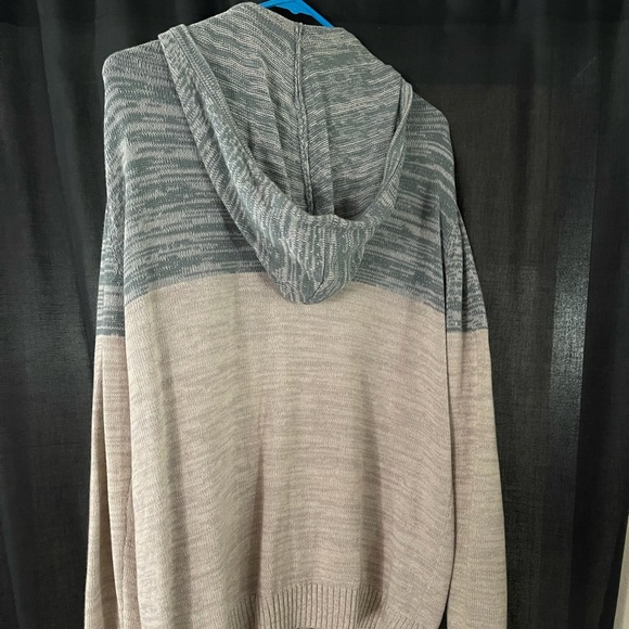 Calvin Klein zip-up hooded sweater. - Picture 2 of 2